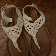 Francesca’s sandals embroidered with sea shells