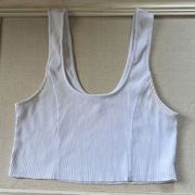 About Us White ribbed knit cropped tank size 1 (XS)