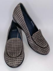 EUR 36-US 6 Debra Wedge Loafers Shoes Houndstooth Gray Suede Career Ware