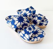 NEW Alice + Olivia Brianna Daisy Floral Platform Slip-On Sandals Blue Size 7