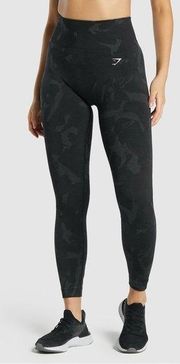 Gymshark Adapt Camo Seamless Leggings in Savanna Black Size M