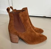 Womens Suede Pointed Toe Ankle Boots Size 7M