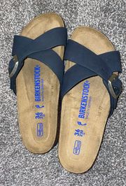 Sandal