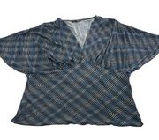 Daisy Fuentes Shirt Womens 1X Plus SIze Blue Stripe V Neck Stretch Top Poly