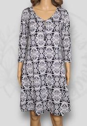 Damask Print Matte Stretch Jersey Knit Dress Black & White Size S