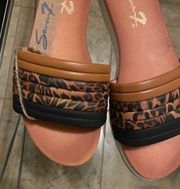 Seven7 Pearly Comfort Leopard Print Slides