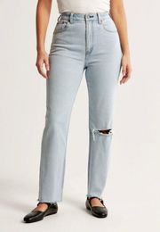 Curve Love Ultra High Rise Ankle Straight Jean 