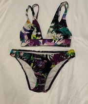 Express extra small – small Hawaiian print bikini