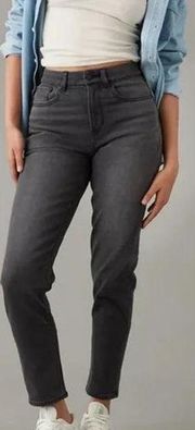 American Eagle  AE Stretch Mom Jean Black Rocker Washed Size 12 NWT Crop HR