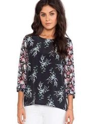 Equipment femme silk Liam elevated bloom long sleeve floral blouse in size xs