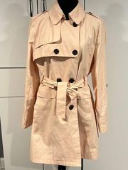 Vince Camuto trench coat .‎ Size L