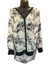 BAR III White and Black Floral Long Sleeve Blouse with Lace and open back - size