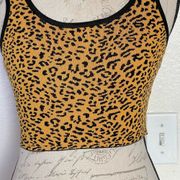 Hera Collection  Womens Cheetah Animal Print Crop Top Size Medium Sleevesless
