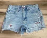 💛 Tommy Jeans by Tommy Hilfiger Distressed Jeans Shorts