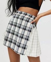 Women’s  Patterned Pleated Mini Skirt