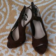 G by Guess Brown Cavion Platform Heels Size 9M