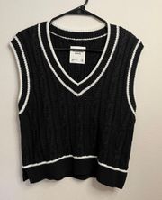 NWT  V-Neck Sweater Vest - Black
