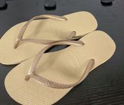 Havaianas Beige and Gold Flip Flop Sandals