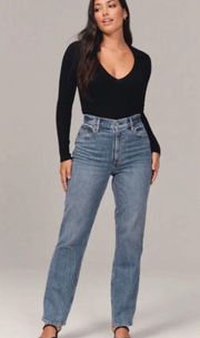 Abercrombie & Fitch The 90s Curve Love High Rise Jeans