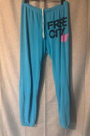 sweatpants size medium