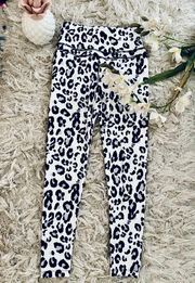 NEW Leopard Leggings