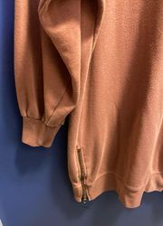 Outfitters Large Sweatshirt