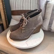 NWT White Mountain Booties