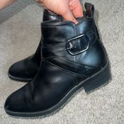 Time and tru ankle boots black size 8.5 women’s