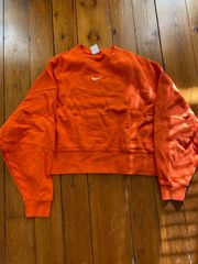 Oversized Orange Cropped Crew Neck