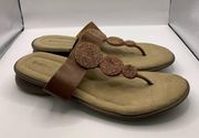 Naturalizer Jillian tan brown tong beaded sandals slides comfort size 9W