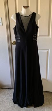 Size 10R Long Black Sleeveless Dress