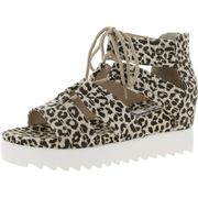 Very G leopard print open sandals Size 9. B61