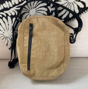 Sport Crossbody