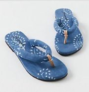 Free People Es Verda Cotton Thong Sandals