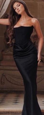 House of CB ‘Persephone’ Black Strapless Corset Maxi Dress NWOT size M