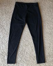 Black Leggings. Medium