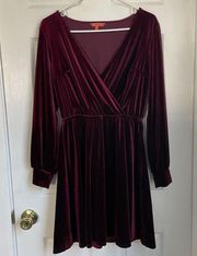 Modcloth Luxe Structure Burgundy Velvet Dress Bishop Sleeve Mini V-Neck size M