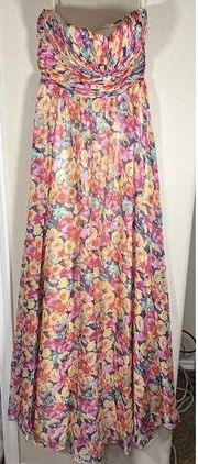 Strapless Floral Colorful Evening Prom Ball Gown Allure Bridal Size 2 Maxi Full