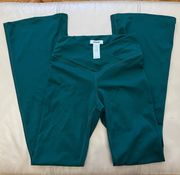 Emerald Green V-Waist Flare Leggings