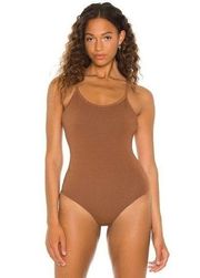 AGOLDE Dhalia Scoop Bodysuit in Caramel Size medium