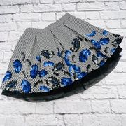 Express Pleated Mini Skirt Women's Size 2 Black White Blue‎ Floral Tulle Layered