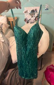 Green Short Homecoming / Formal Dress