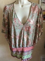 Ladies Size XL** Short Sleeve (Batwing) Paisley Pattern Blouse