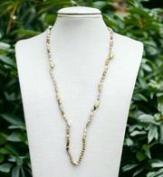 Small shell necklace