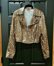 Cropped Faux Leather Leopard Print Jacket