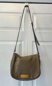 MARC JACOBS The Nash Washed Up Leather Crossbody Shoulder Bag, Zinc Taupe Gray