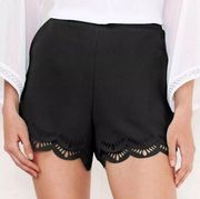 LC Lauren Conrad Women's Black Scalloped Fringe Light Shorts Size XS Pockets New