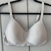 HANES Wireless Soft Cup Bra Size Large