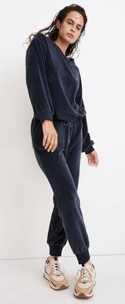 MWL velour jogger and crewneck set size XXS