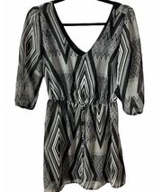 BeBop Dress Womens Small Black White Diamond Print V-Neck Half Sleeve Mini Poly